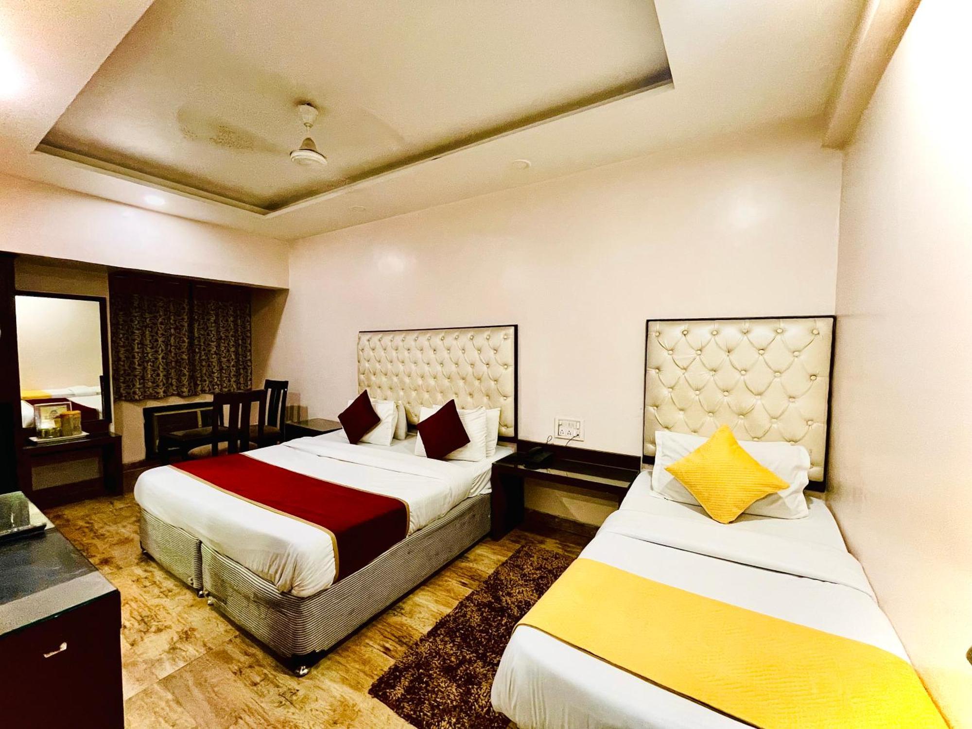Kabeer' Front Of New Railway Station & 5 Minute From Connaught Place 3* Delhi (National Capital Territory of India)