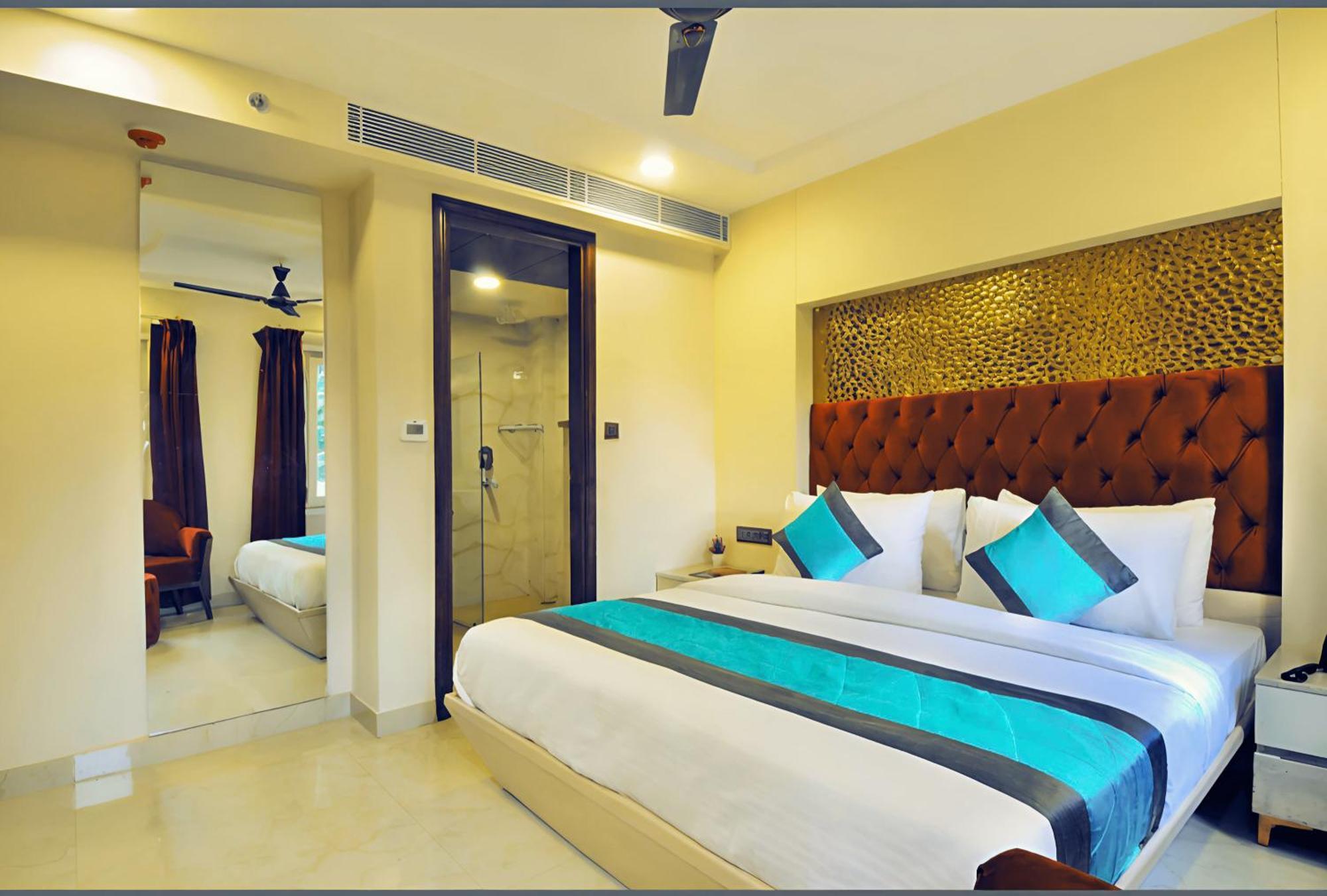 Hotel Kabeer' Front Of New Railway Station & 5 Minute From Connaught Place 3*