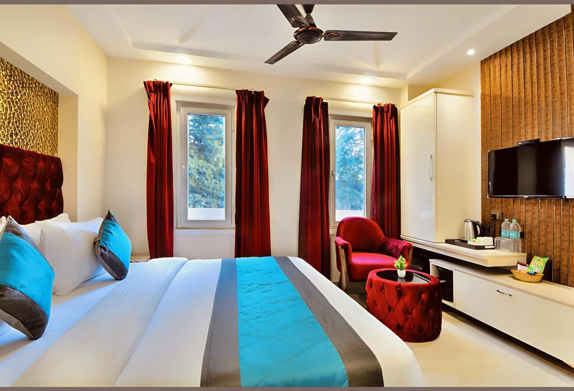 Hotel Kabeer' Front Of New Railway Station & 5 Minute From Connaught Place Delhi (National Capital Territory of India)